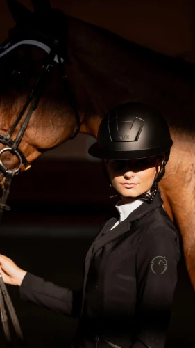 Black Shadow Lady5.jpg