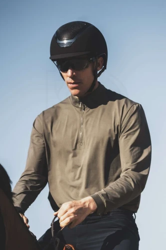 Black4.jpg