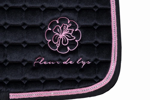 black-pink--3.webp