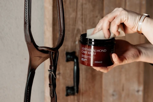 pol_pl_Leather-Almond-Care-Balm-Kentucky-Grooming-Deluxe-12100_10.webp