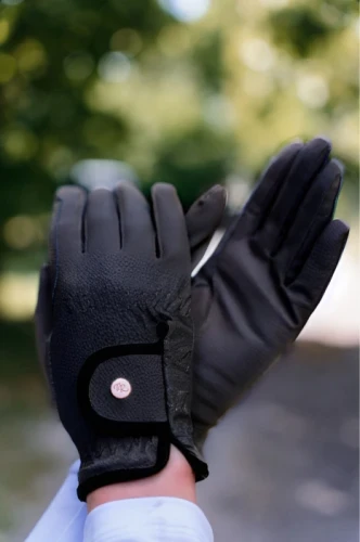 Rekawiczki_True_Rider_Classic_Black-3.webp