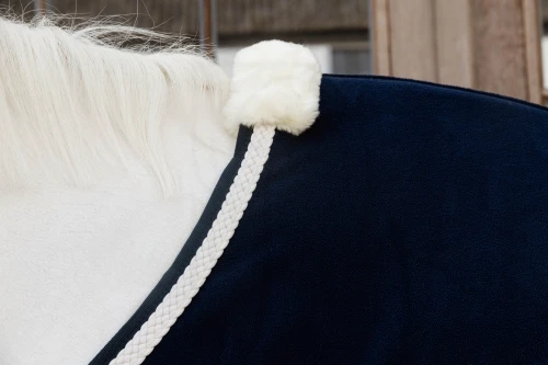 pol_pl_Derka-polarowa-Kentucky-Horsewear-Plaited-Rope-81334_4.jpg