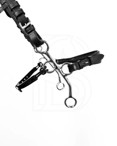 1194_dc9f8e1ec2-hunters2-full.webp