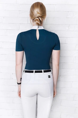 holly-e.green-short-3.webp