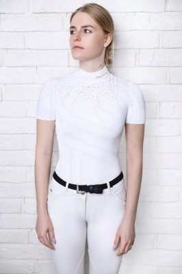 Holly-shirt-short---white.webp