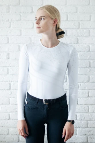 Rose-Training-Shirt-White-Long-u1.webp