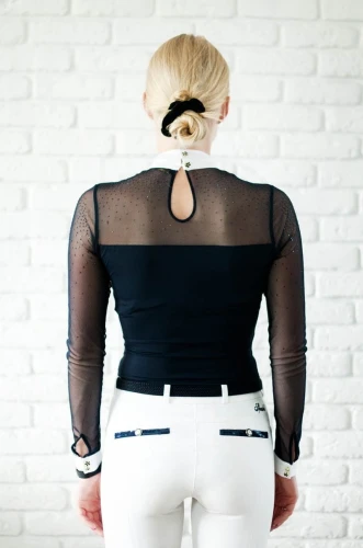 CINDY-SHIRT-NAVY-u2.webp