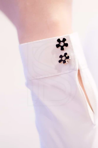 holly-shirt-biala-u5.webp