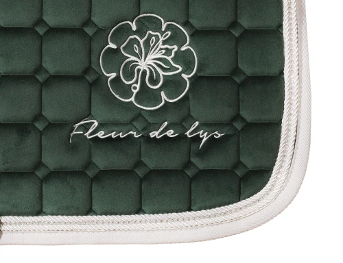 VELVET-DIAMOND-GREEN-CREAM-4.webp