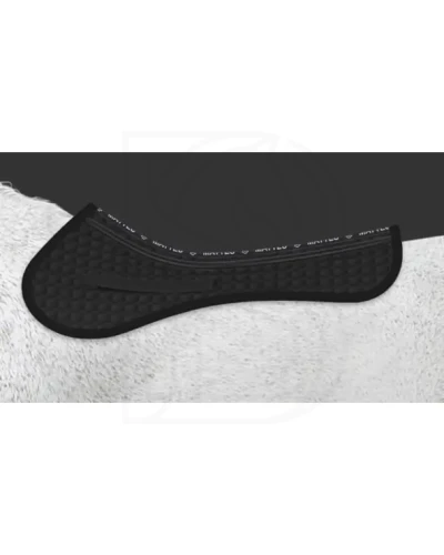 podkladka-korekcyjna-pod-siodlo-bez-futra-mattes-black-quilt-24h.webp