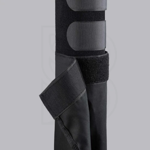 Spare-Horse-Tail-Bag-Black-3.webp
