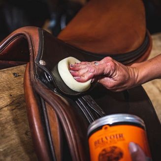 gallery_Balsam-do-wyrobow-skorzanych-CARR-DAY-MARTIN-Belvoir-Leather-Balsam-Intensive-Conditioner500ml-LC026.jpg
